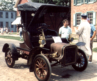 1905 Cadillac Model E Runabout